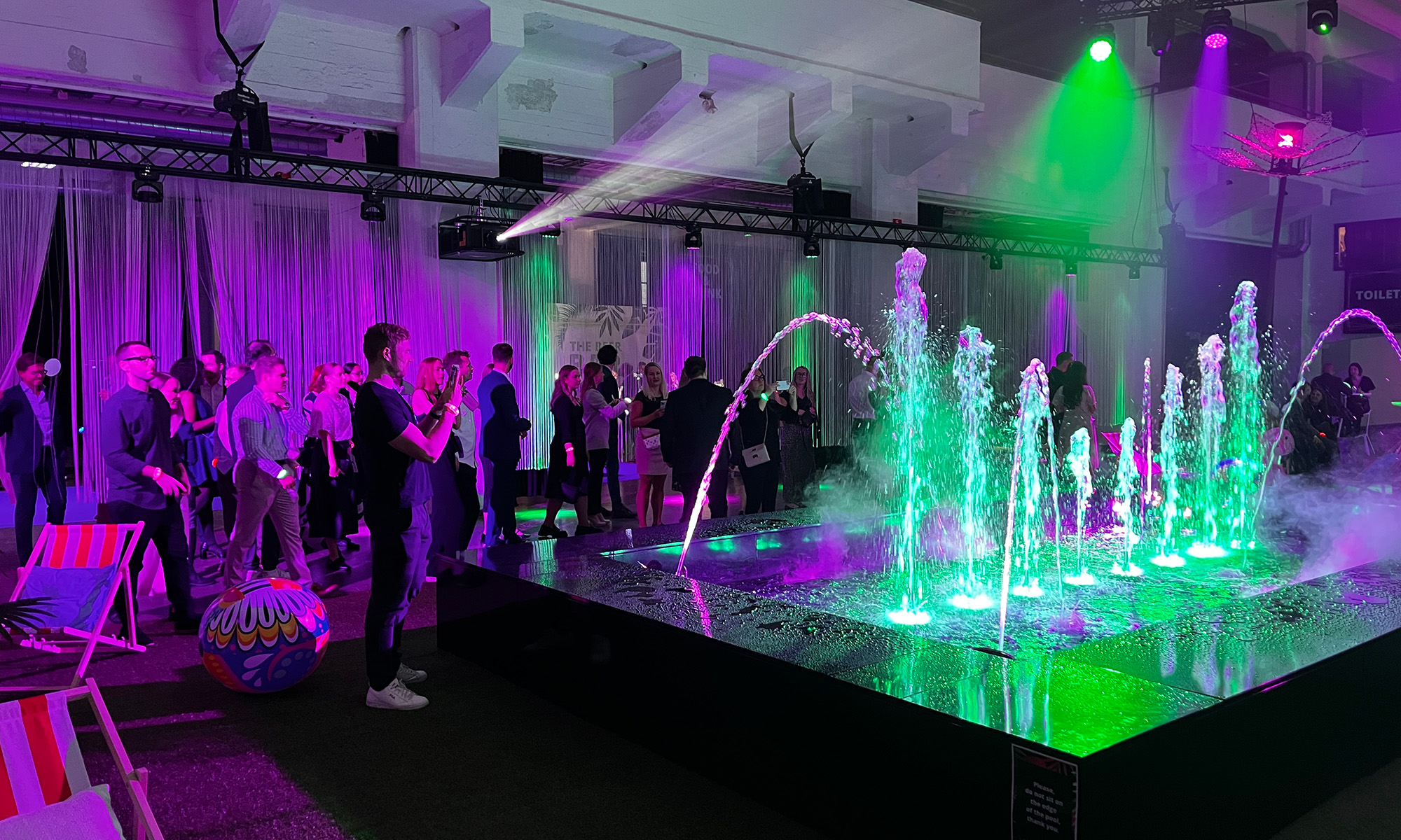 Yritysjuhlien sisäsuihkulähde